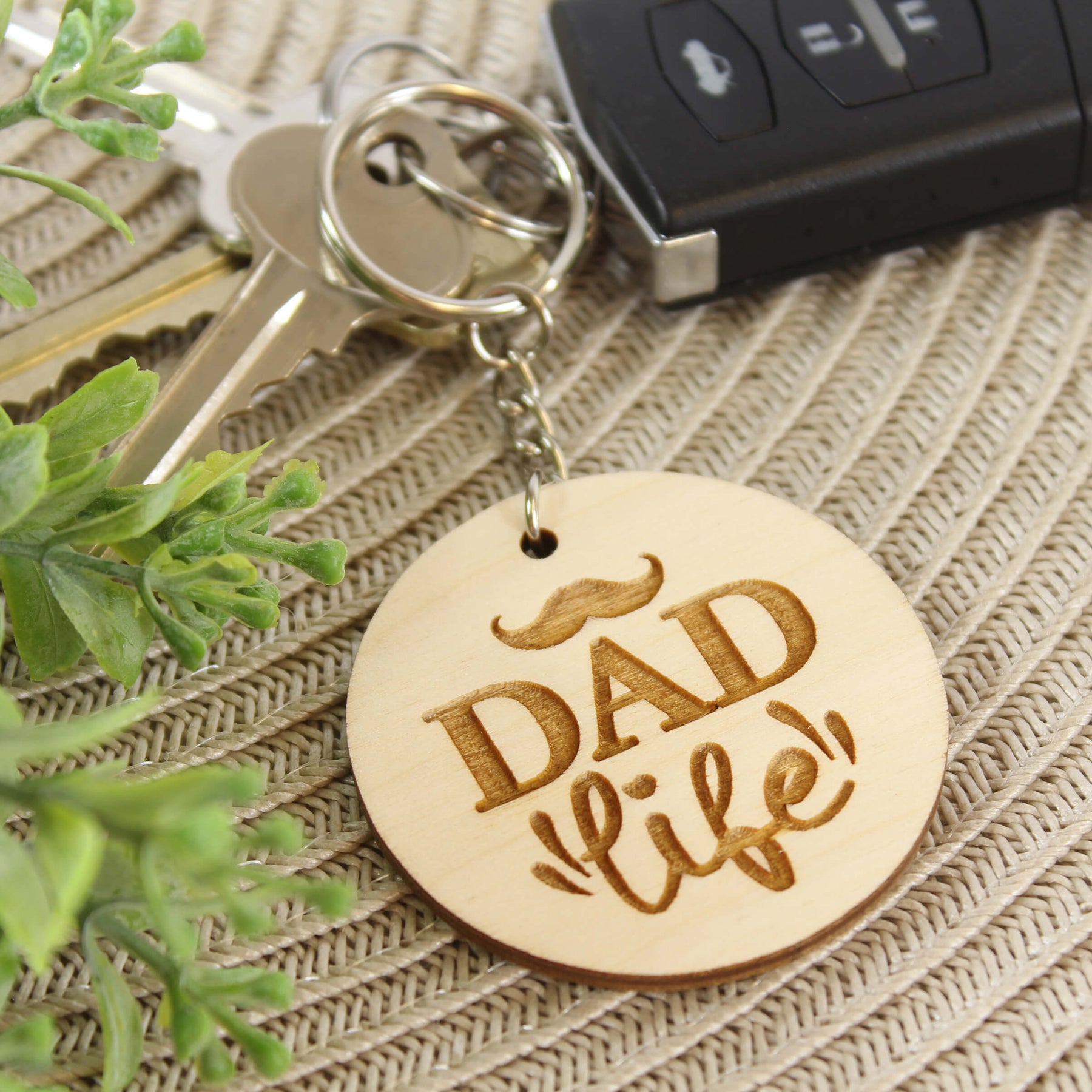 Cheap Fathers Day Gift | Keyring For Dad – Meridian Etch