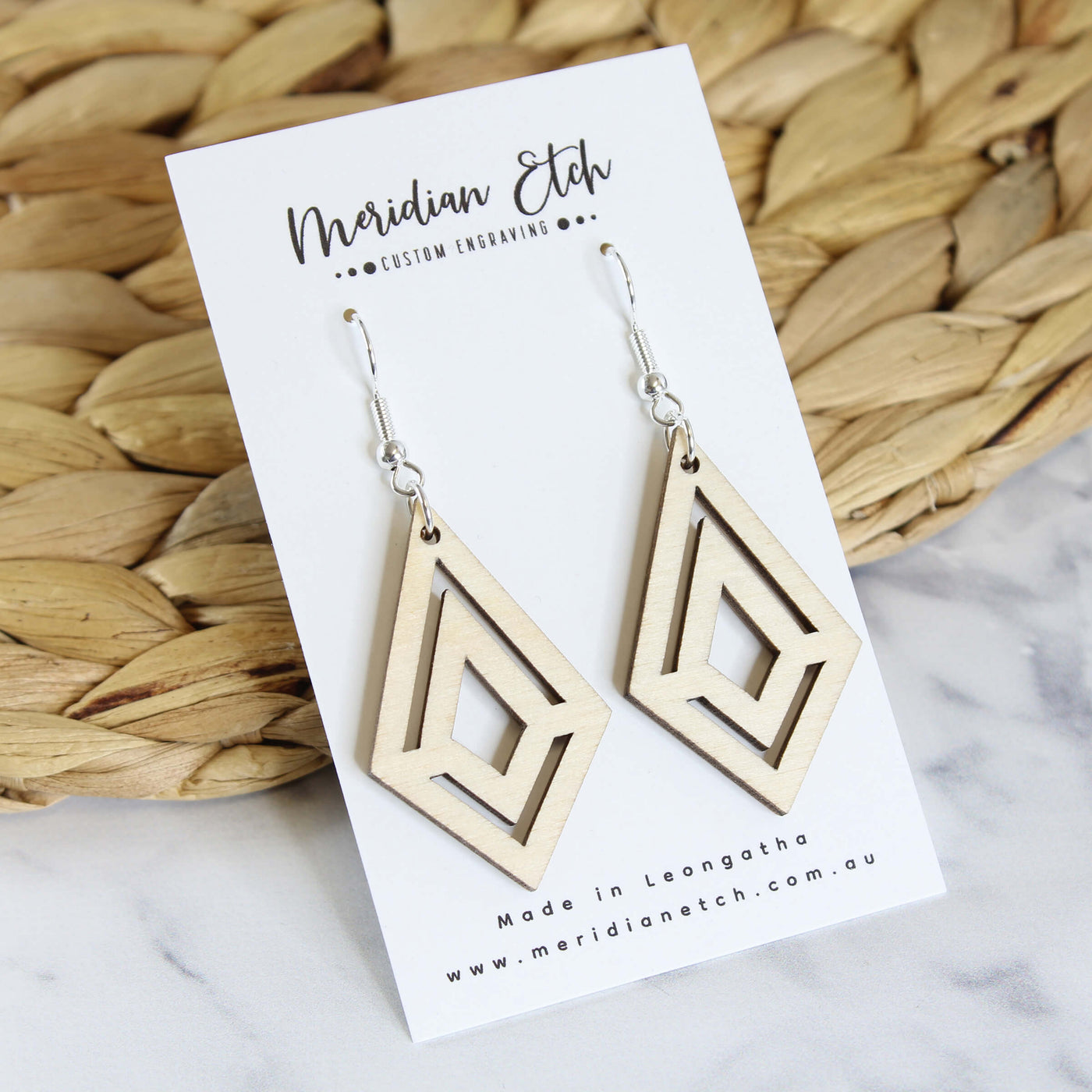 Wooden earrings - diamond design